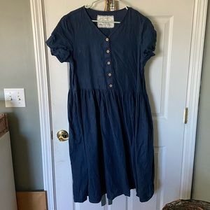 Not perfect linen Mama dress in dark blue linen